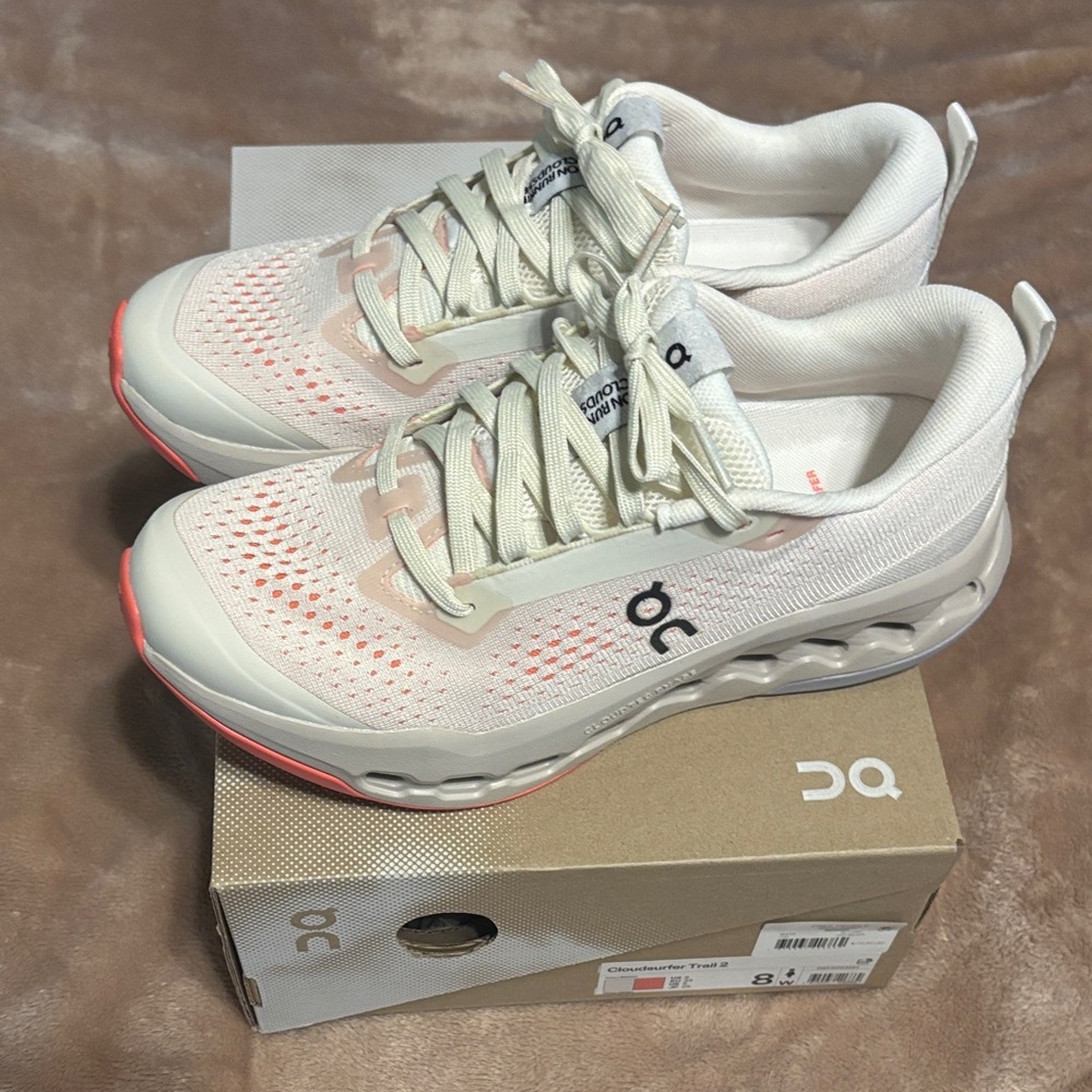 On Running Women's  Cloudsurfer Trail2